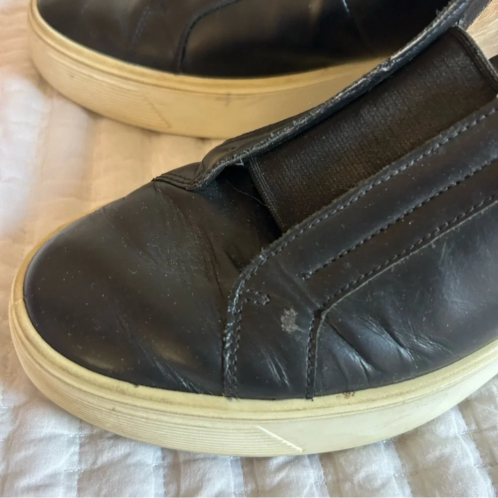 women’s Ecco street tray luxury slip-on sneaker‎ 40